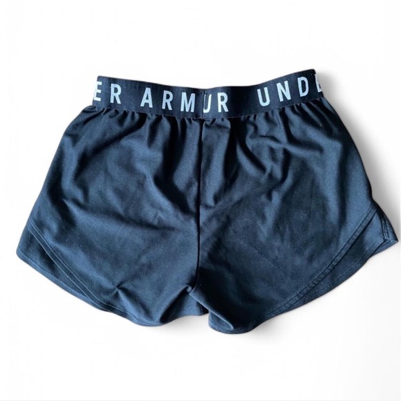 black under armour shorts - Picture 2 of 2